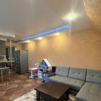 Продается 2-х комнатная квартира, 56,3 м²