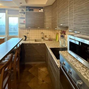 Продается 2-х комнатная квартира, 56,3 м²