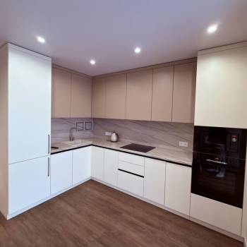 Сдается 1-комнатная квартира, 60 м²