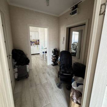 Продается 1-комнатная квартира, 32 м²