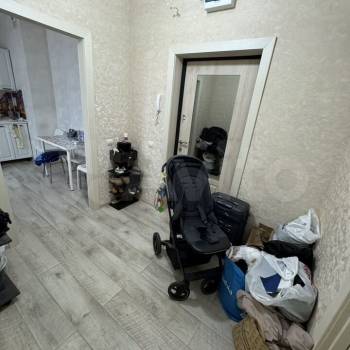 Продается 1-комнатная квартира, 32 м²