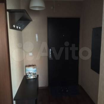 Сдается 1-комнатная квартира, 42 м²