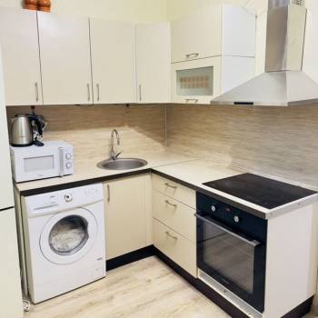 Сдается 1-комнатная квартира, 35 м²