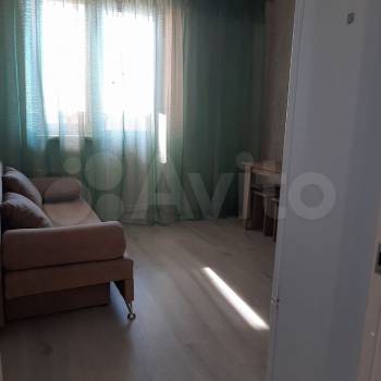 Сдается 1-комнатная квартира, 43 м²