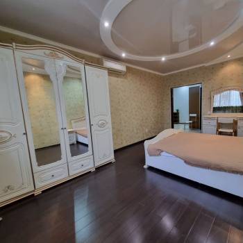 Продается 1-комнатная квартира, 51,2 м²