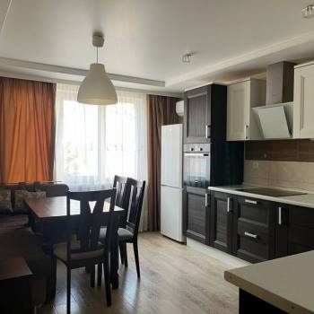 Сдается 2-х комнатная квартира, 67 м²