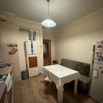 Продается 1-комнатная квартира, 52,9 м²