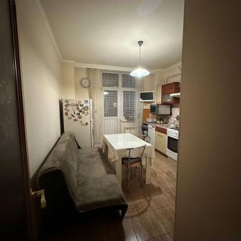 Продается 1-комнатная квартира, 52,9 м²