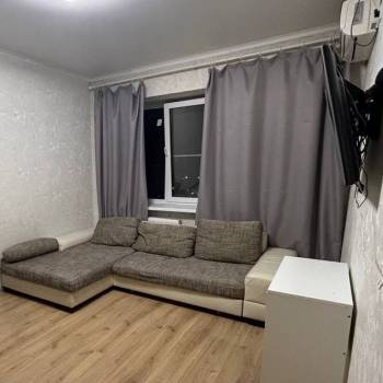 Продается 1-комнатная квартира, 36 м²