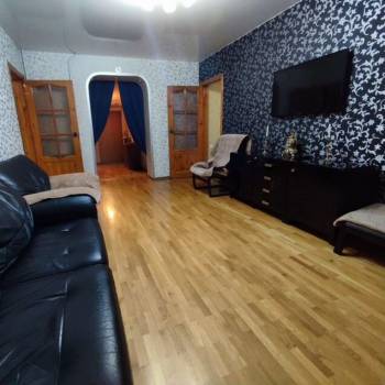 Продается Многокомнатная квартира, 85 м²