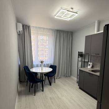 Сдается 1-комнатная квартира, 41,5 м²