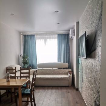 Сдается 1-комнатная квартира, 39 м²