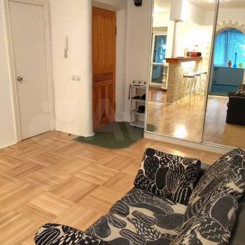 Сдается Многокомнатная квартира, 48,4 м²