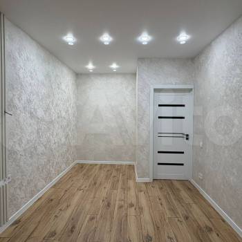 Продается 2-х комнатная квартира, 42 м²