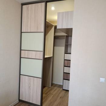 Сдается 1-комнатная квартира, 42 м²
