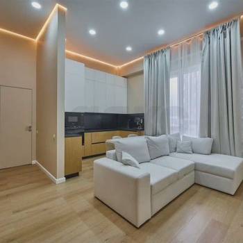 Продается 1-комнатная квартира, 50 м²