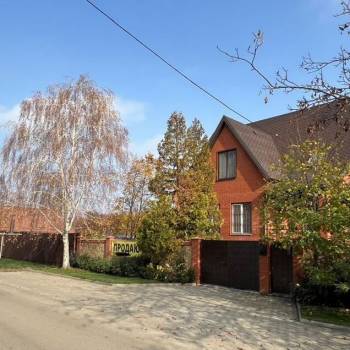 Продается Дом, 290 м²