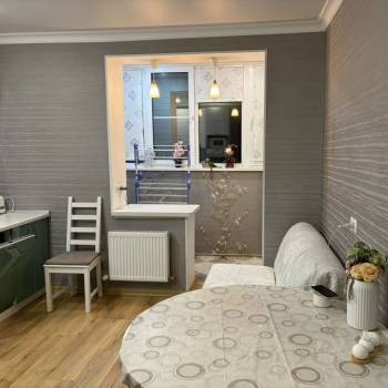 Продается 1-комнатная квартира, 41,8 м²