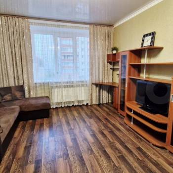 Сдается 1-комнатная квартира, 46,9 м²