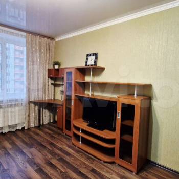 Сдается 1-комнатная квартира, 46,9 м²