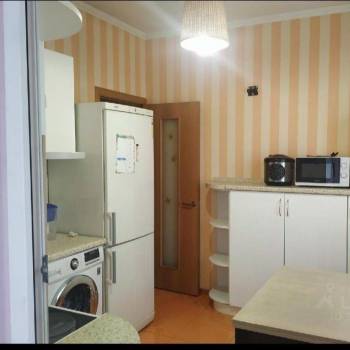 Сдается 1-комнатная квартира, 36 м²