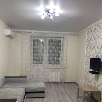 Сдается 1-комнатная квартира, 46 м²