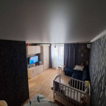 Продается 1-комнатная квартира, 40 м²