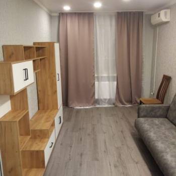 Сдается 1-комнатная квартира, 35,2 м²
