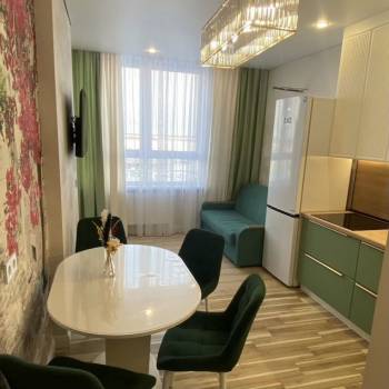 Сдается 1-комнатная квартира, 43 м²