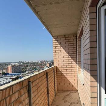 Продается 1-комнатная квартира, 42 м²