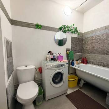 Продается 1-комнатная квартира, 37,79 м²