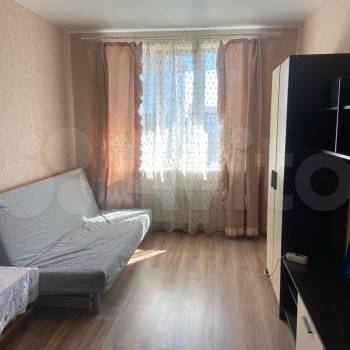 Сдается 1-комнатная квартира, 37 м²