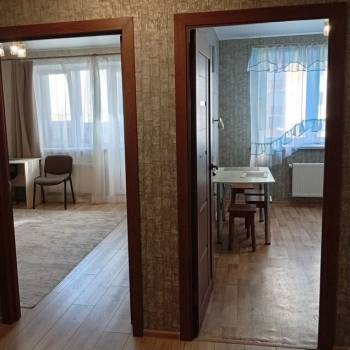 Сдается 1-комнатная квартира, 42 м²