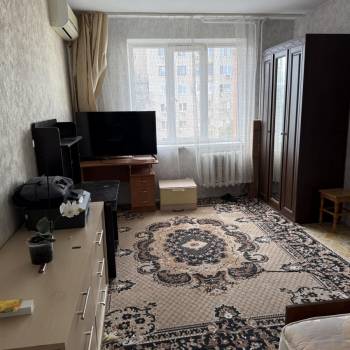 Сдается Многокомнатная квартира, 80 м²