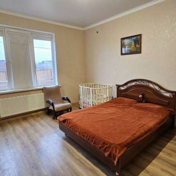 Продается Дом, 196 м²