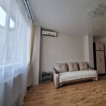 Сдается 1-комнатная квартира, 38 м²