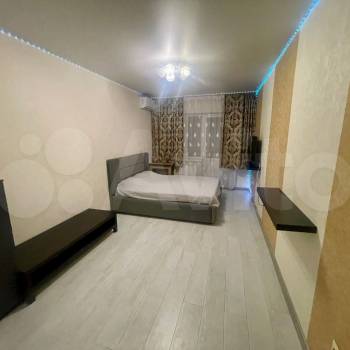 Сдается 1-комнатная квартира, 45 м²