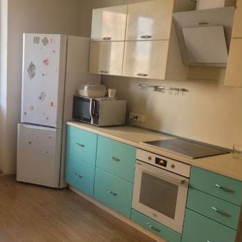 Продается 1-комнатная квартира, 38 м²