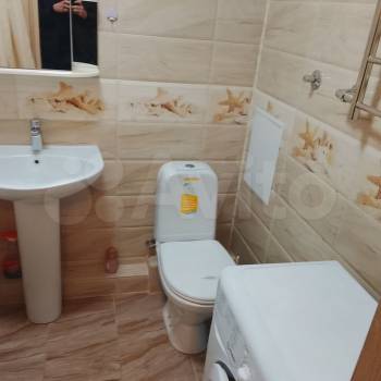 Сдается 1-комнатная квартира, 40 м²