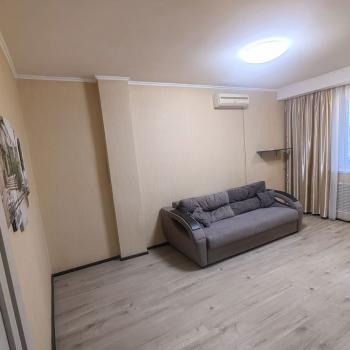 Продается 1-комнатная квартира, 37,9 м²