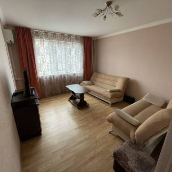 Продается 1-комнатная квартира, 51 м²