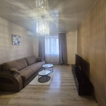 Сдается 2-х комнатная квартира, 67 м²