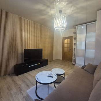 Сдается 2-х комнатная квартира, 67 м²