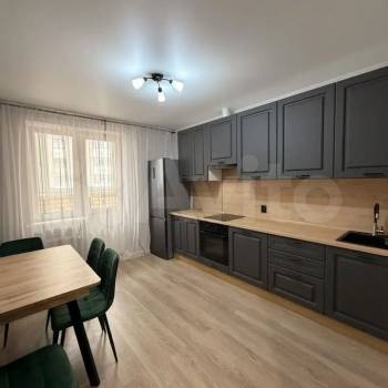 Сдается 1-комнатная квартира, 42,3 м²
