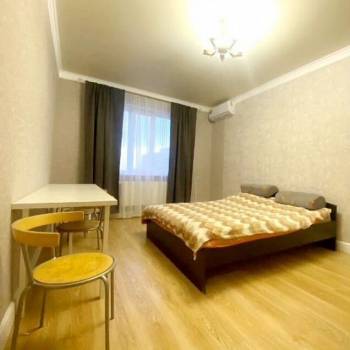 Продается 1-комнатная квартира, 40 м²