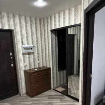 Сдается 1-комнатная квартира, 39,7 м²