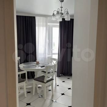 Сдается 1-комнатная квартира, 41 м²