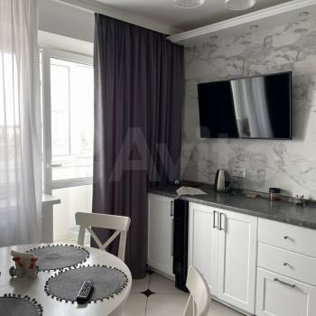 Сдается 1-комнатная квартира, 41 м²