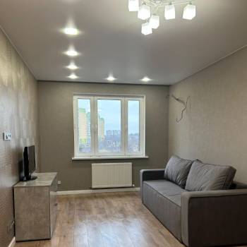 Сдается 1-комнатная квартира, 39 м²