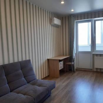 Сдается 1-комнатная квартира, 36 м²